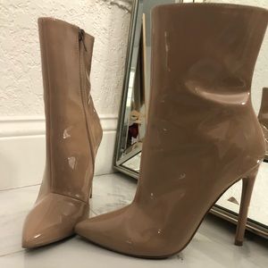 Steve Madden vinyl booties size 7